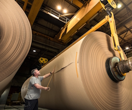 Recyclage des emballages ménagers en papier carton.